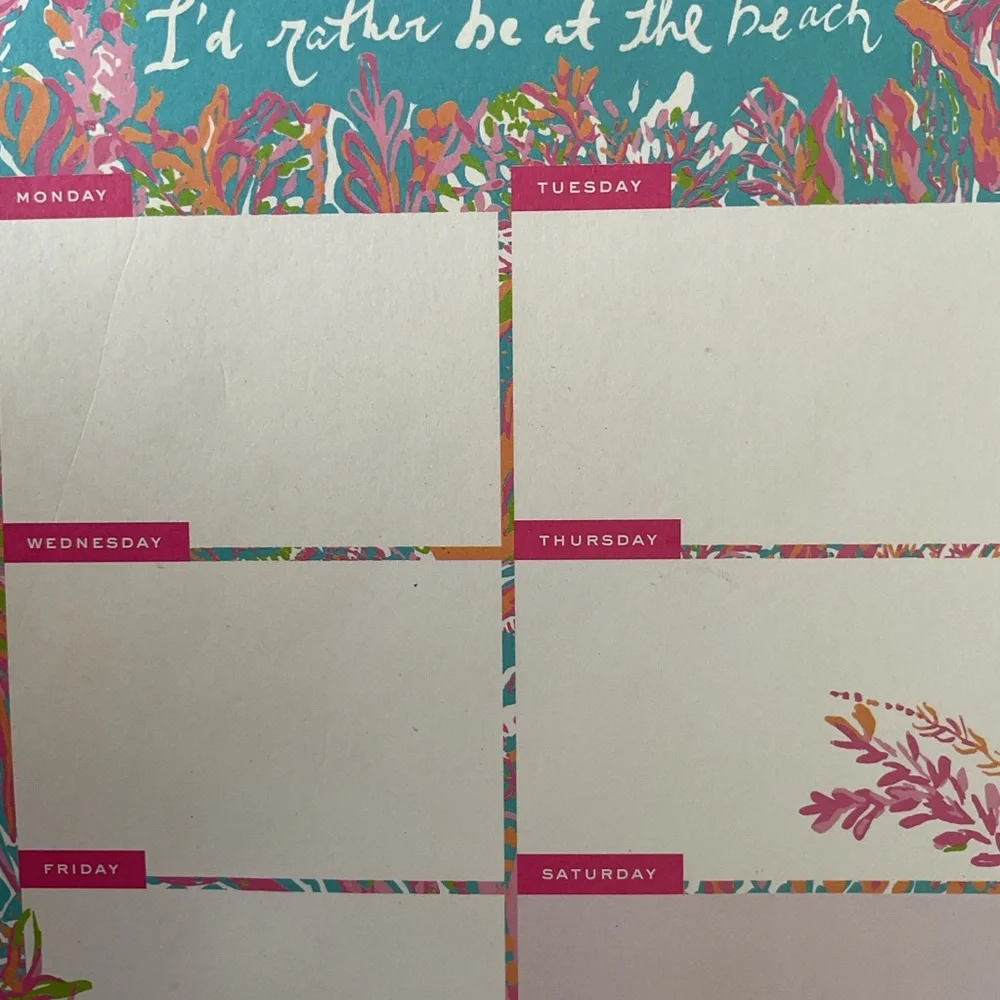 Lilly Pulitzer Weekly Desk Pad in Totally Blossom Print. NWOT